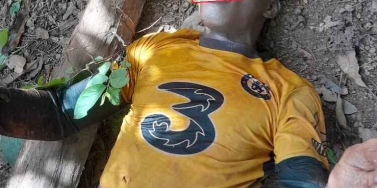 Siguiri/Kintinian: DÉCOUVERTE MACABRE D&rsquo;UN HOMME ÂGÉ D&rsquo;UNE TRENTAINE D&rsquo;ANNÉES SUR LA ROUTE DE KAMATIGUIYA.