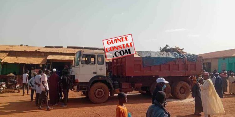 Labé/Hafia : UNE JEUNE FILLE ÂGÉ DE 20 ANS HEURTÉ MORTELLEMENT PAR UN CAMION BENNE