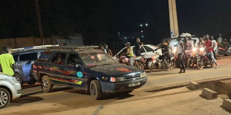 Drame à Siguiri : UN CHAUFFEUR MEURT APRÈS UNE COURSE POURSUITE AVEC LES FORCES DE SÉCURITÉ